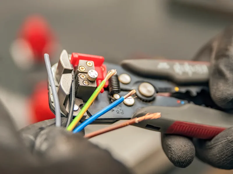 wires cutting